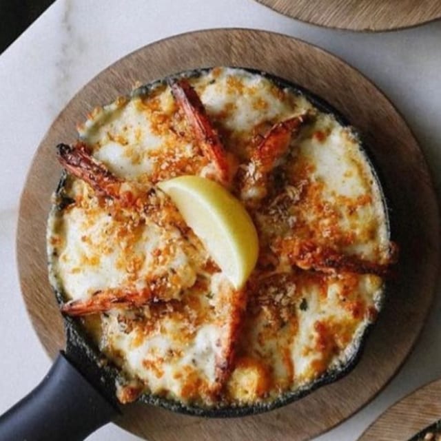 Jerk Shrimp Mac.