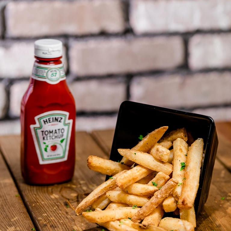 Delicious Fries: A Must-Try Side at Our Restaurant